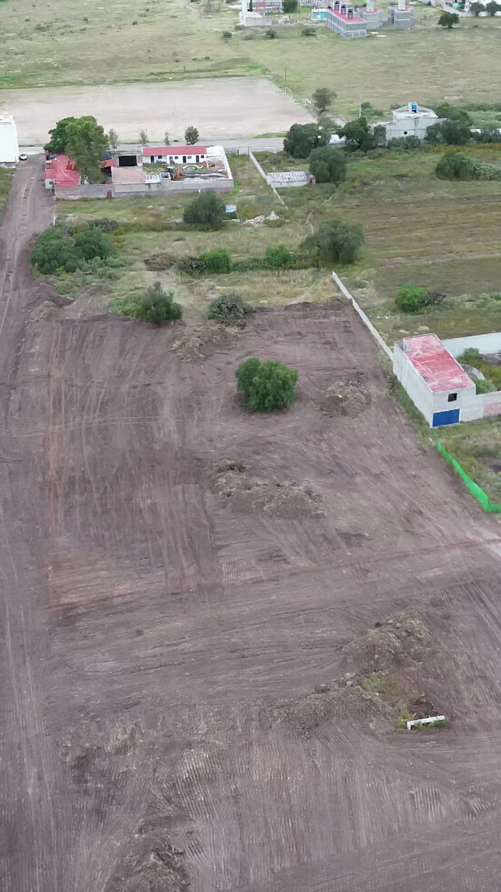 Foto aérea de un terreno